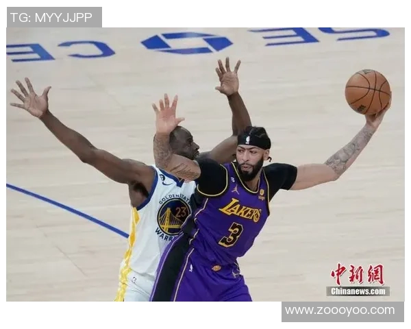 湖人队主场战胜勇士，继续领先西部赛区